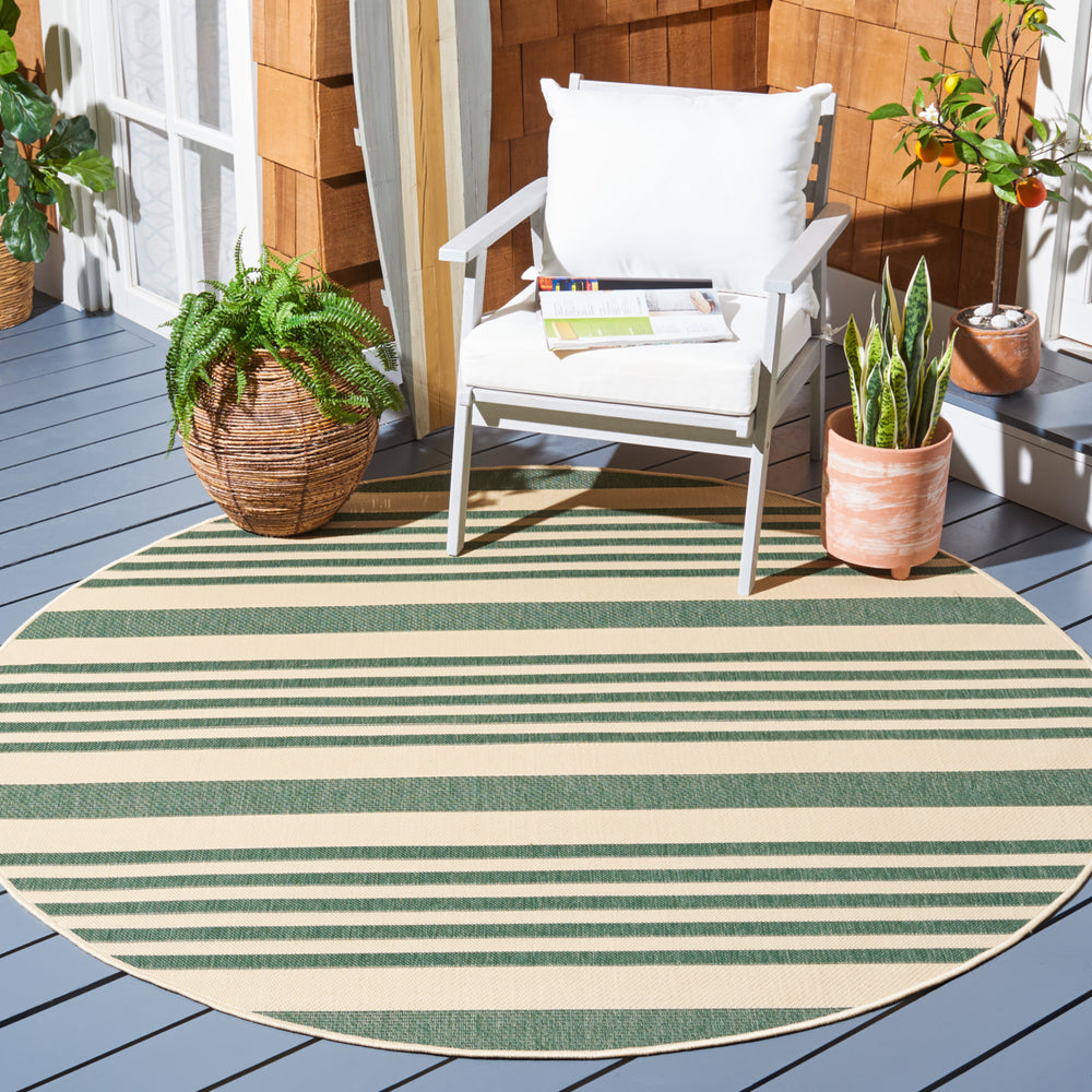 SAFAVIEH Outdoor CY6062-322 Courtyard Beige / Dark Green Rug Image 2