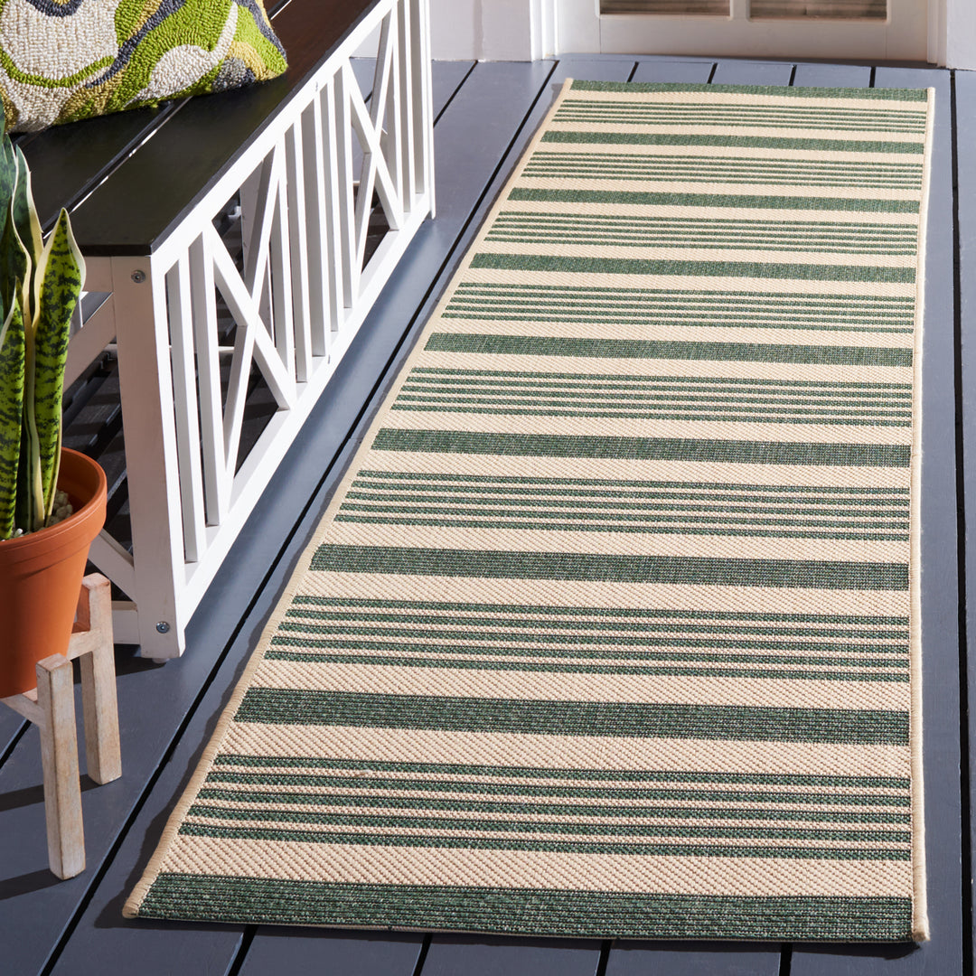 SAFAVIEH Outdoor CY6062-322 Courtyard Beige / Dark Green Rug Image 3