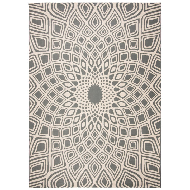 SAFAVIEH Outdoor CY6616-23621 Courtyard Anthracite / Beige Rug Image 1