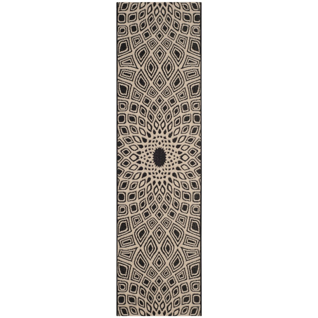 SAFAVIEH Outdoor CY6616-25621 Courtyard Black / Beige Rug Image 1