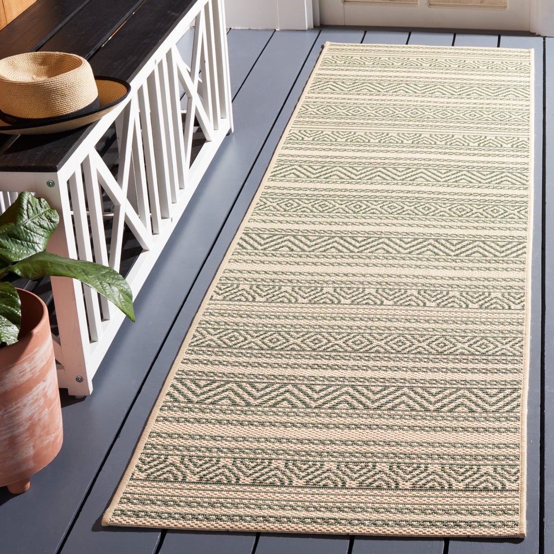 SAFAVIEH Outdoor CY6866-32212 Courtyard Beige / Dark Green Rug Image 3