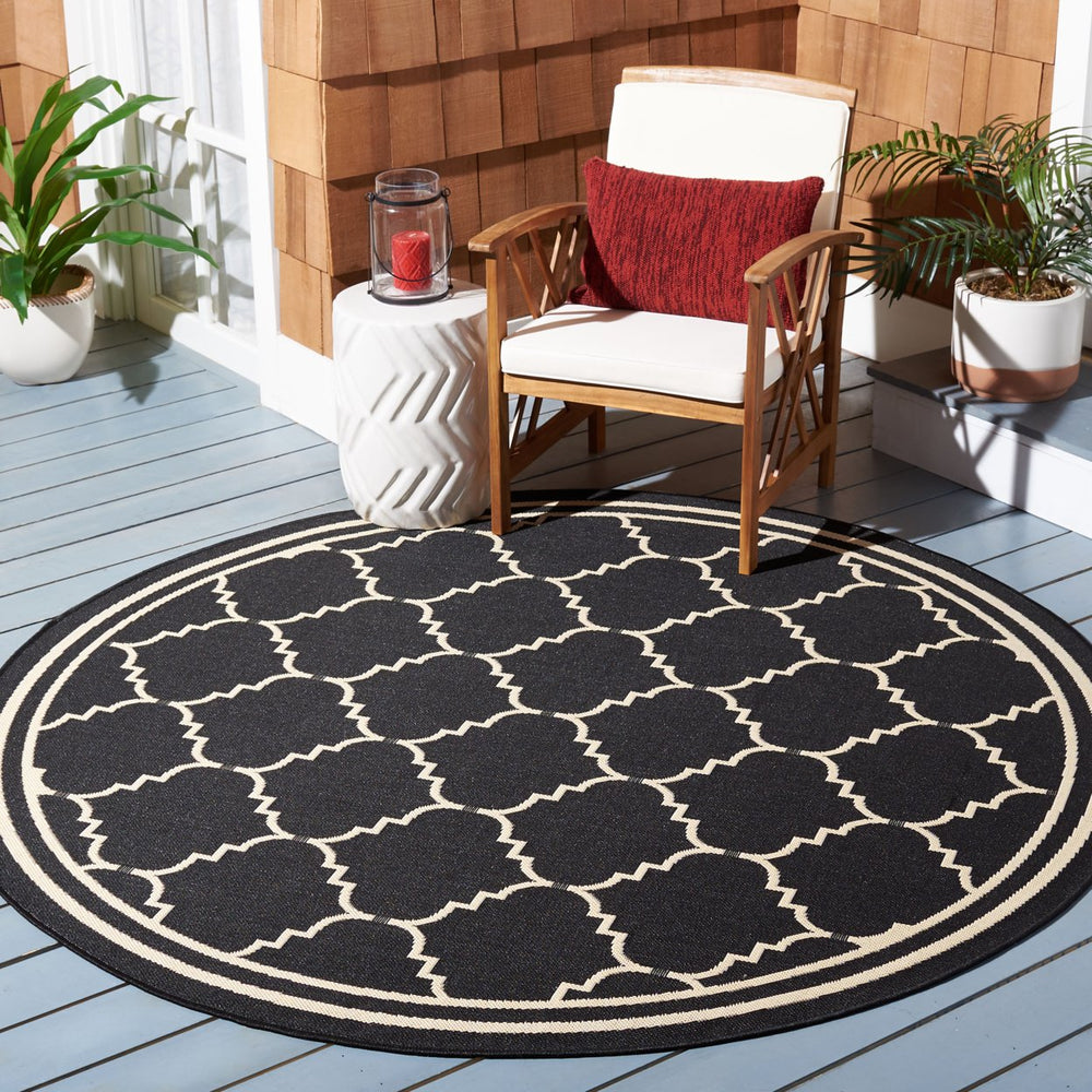 SAFAVIEH Indoor Outdoor CY6889-26 Courtyard Black / Creme Rug Image 2