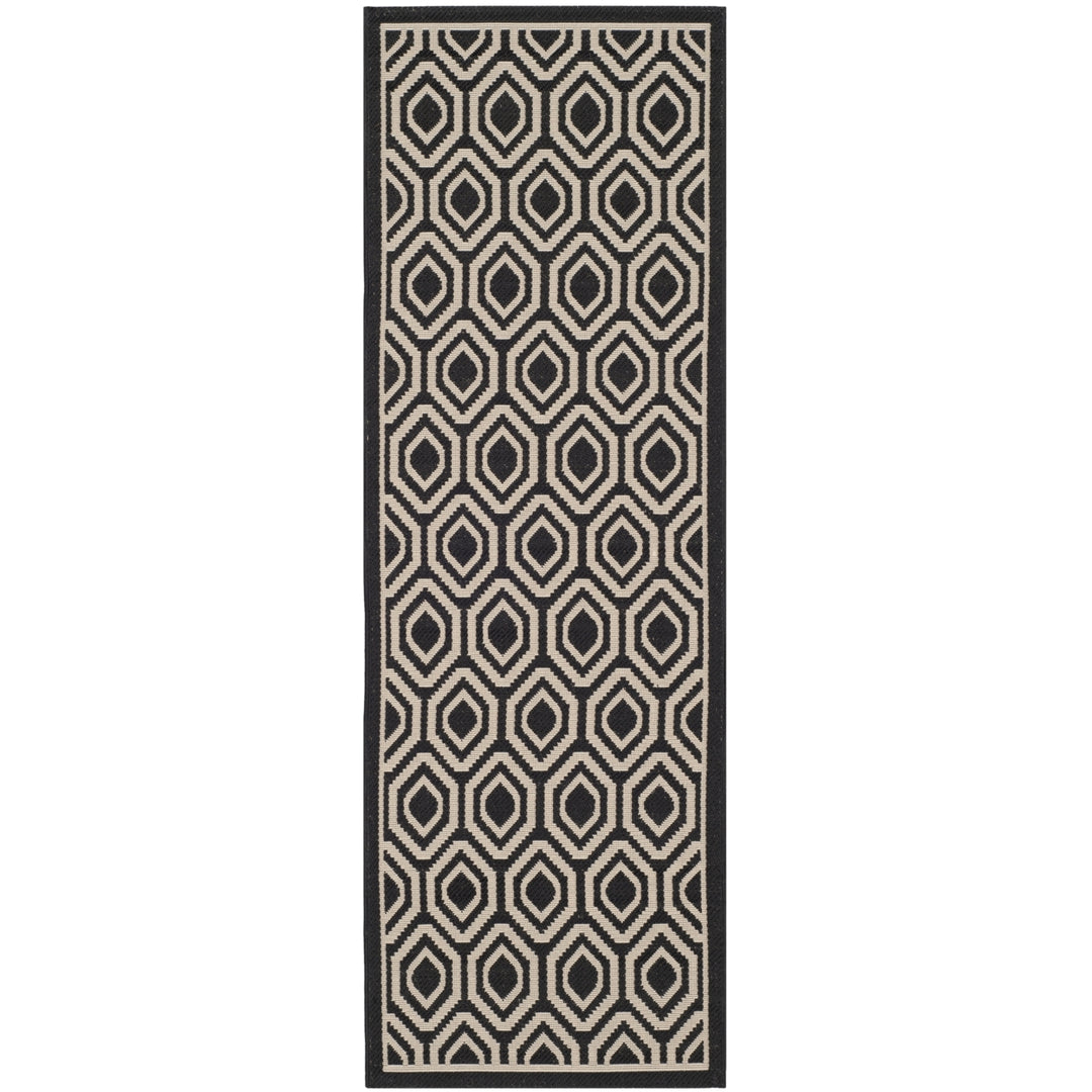 SAFAVIEH Indoor Outdoor CY6902-266 Courtyard Black / Beige Rug Image 6