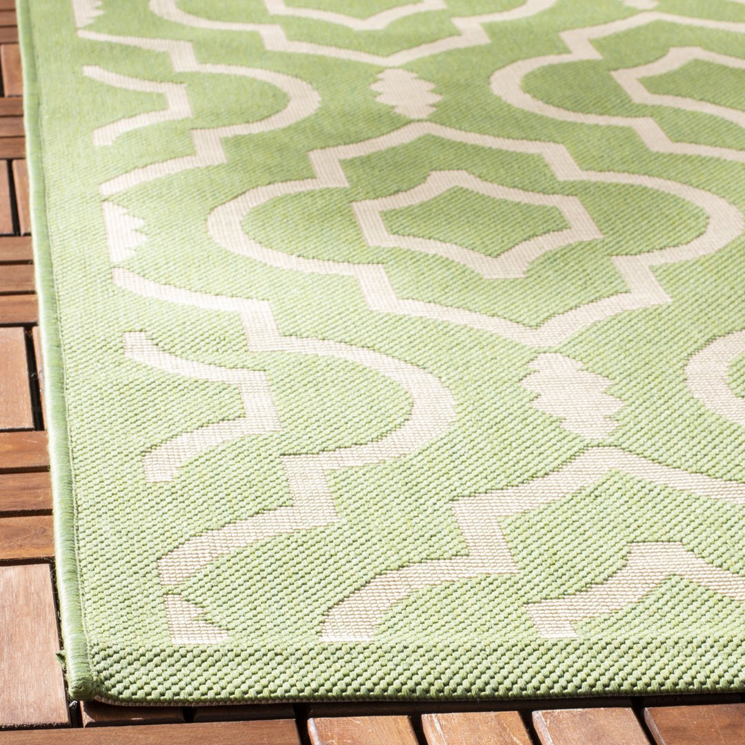 SAFAVIEH Indoor Outdoor CY6926-244 Courtyard Green / Beige Rug Image 7