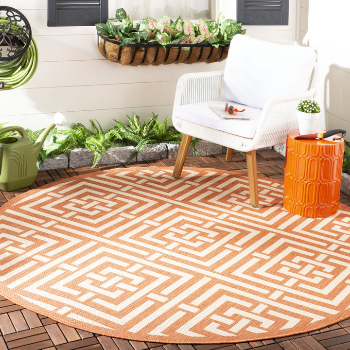 SAFAVIEH Outdoor CY6937-21 Courtyard Terracotta / Cream Rug Image 12