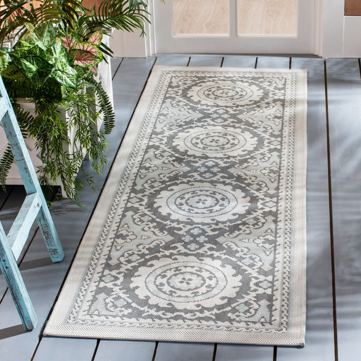 SAFAVIEH Outdoor CY7059-78A18 Courtyard Lt Grey / Anthracite Rug Image 2