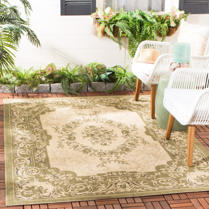 SAFAVIEH Outdoor CY7208-14A5 Courtyard Cream / Green Rug Image 1