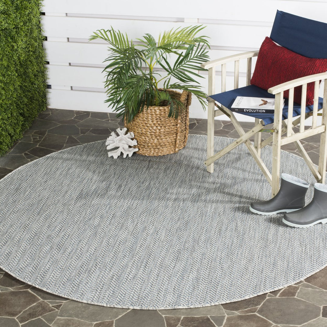 SAFAVIEH Outdoor CY8022-36812 Courtyard Grey / Navy Rug Image 2