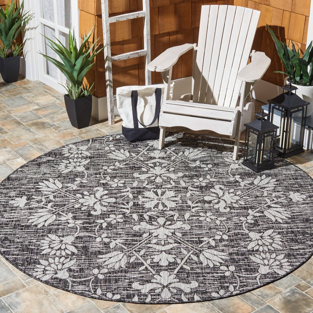 SAFAVIEH Outdoor CY8064-37621 Courtyard Black / Light Grey Rug Image 2