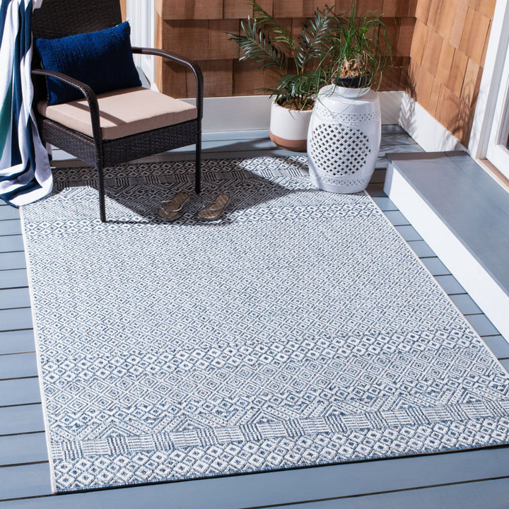 SAFAVIEH Outdoor CY8235-53412 Courtyard Blue / Navy Rug Image 1