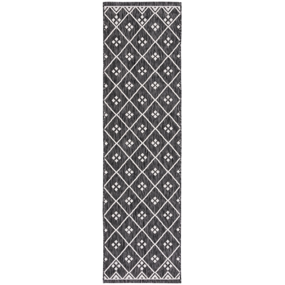 SAFAVIEH Indoor Outdoor CY8303-537 Courtyard Black / Ivory Rug Image 6