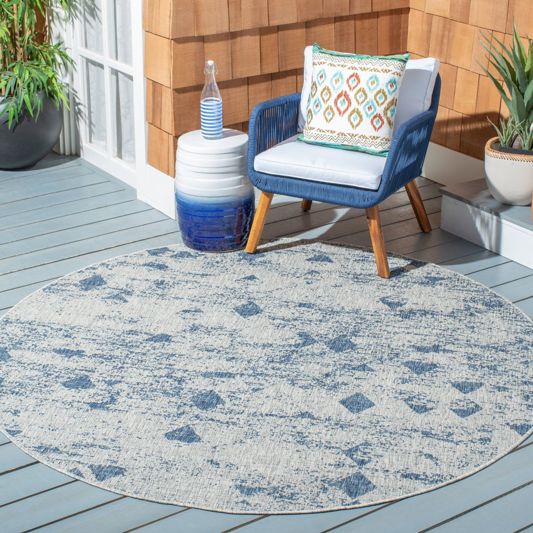 SAFAVIEH Outdoor CY8388-36812 Courtyard Grey / Navy Rug Image 2