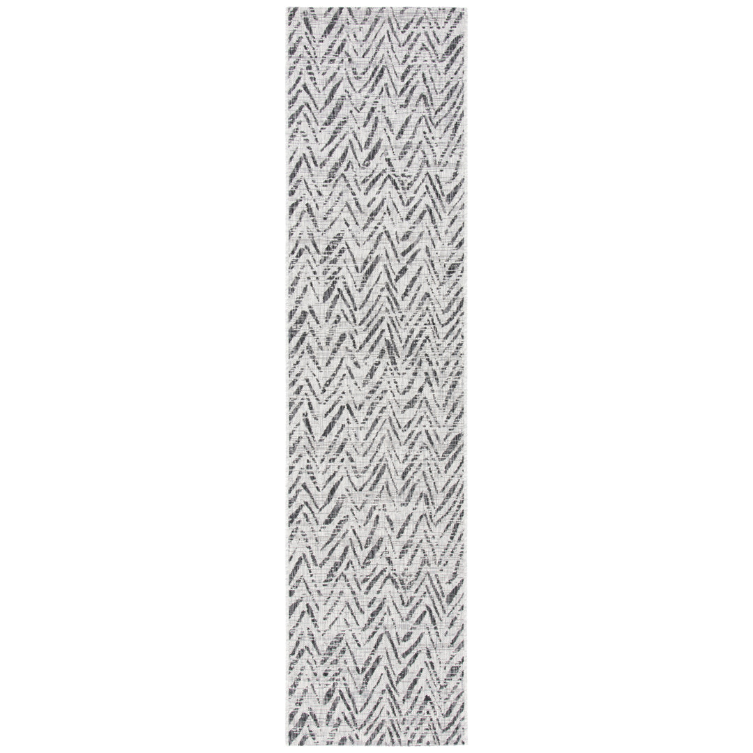 SAFAVIEH Outdoor CY8387-37612 Courtyard Grey / Black Rug Image 5