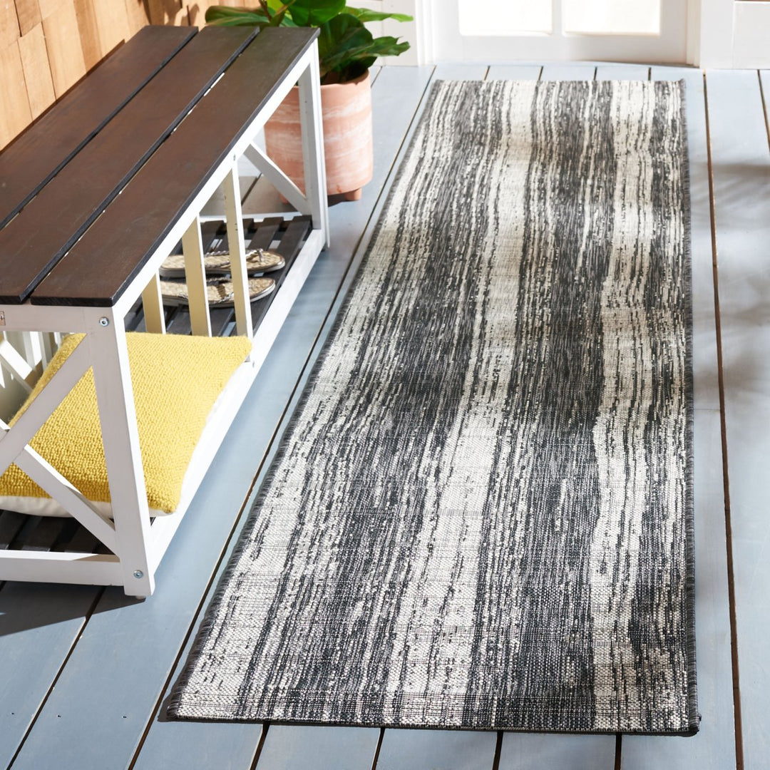 SAFAVIEH Outdoor CY8393-37621 Courtyard Black / Grey Rug Image 3