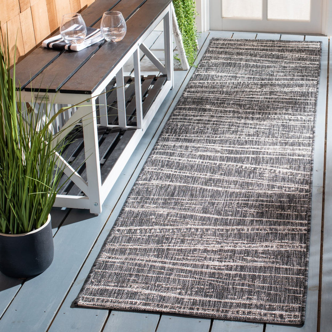 SAFAVIEH Outdoor CY8395-36621 Courtyard Black / Ivory Rug Image 3