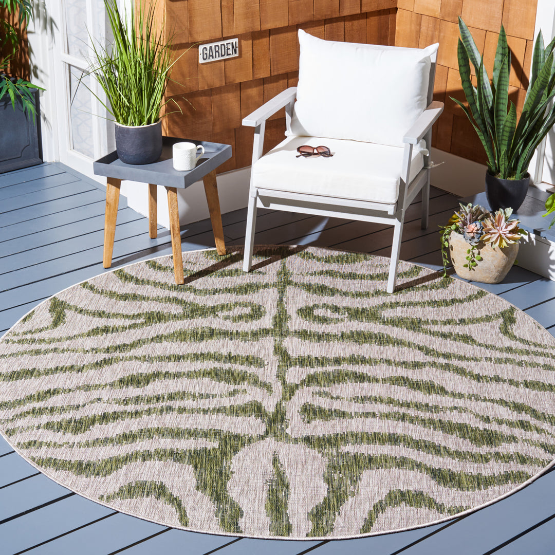 SAFAVIEH Outdoor CY8444-37912 Courtyard Grey / Green Rug Image 2