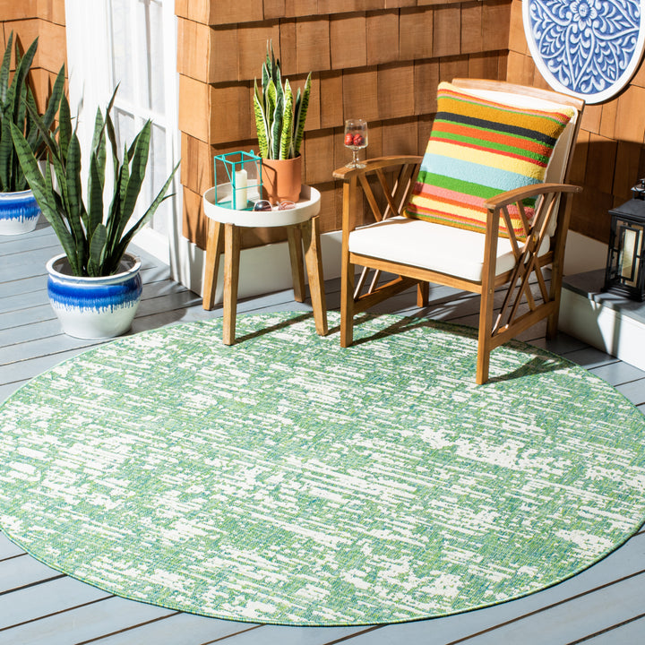 SAFAVIEH Outdoor CY8452-55721 Courtyard Green Blue / Ivory Rug Image 2