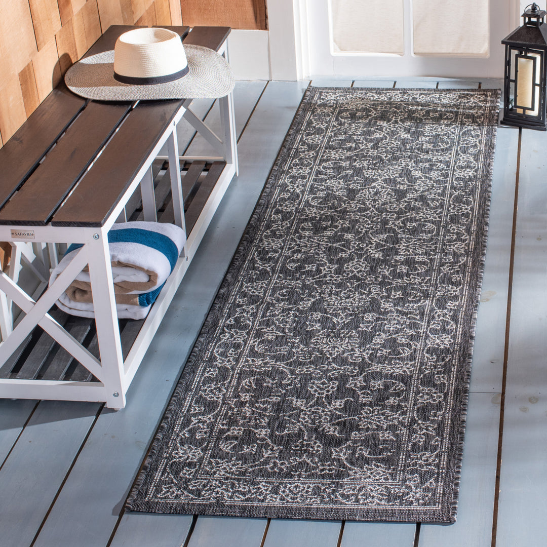 SAFAVIEH Outdoor CY8680-36621 Courtyard Black / Ivory Rug Image 11