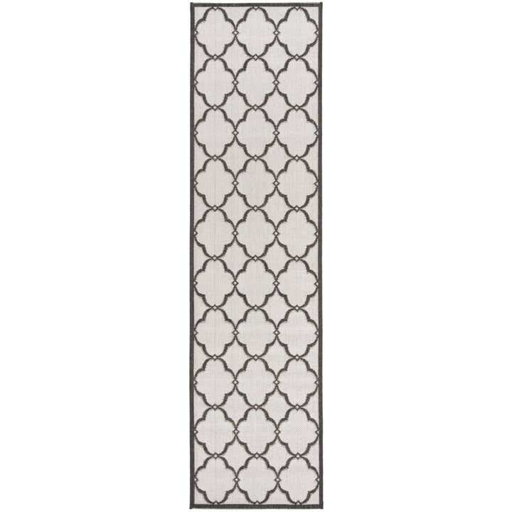 SAFAVIEH Outdoor LND125A Linden Light Grey / Charcoal Rug Image 5