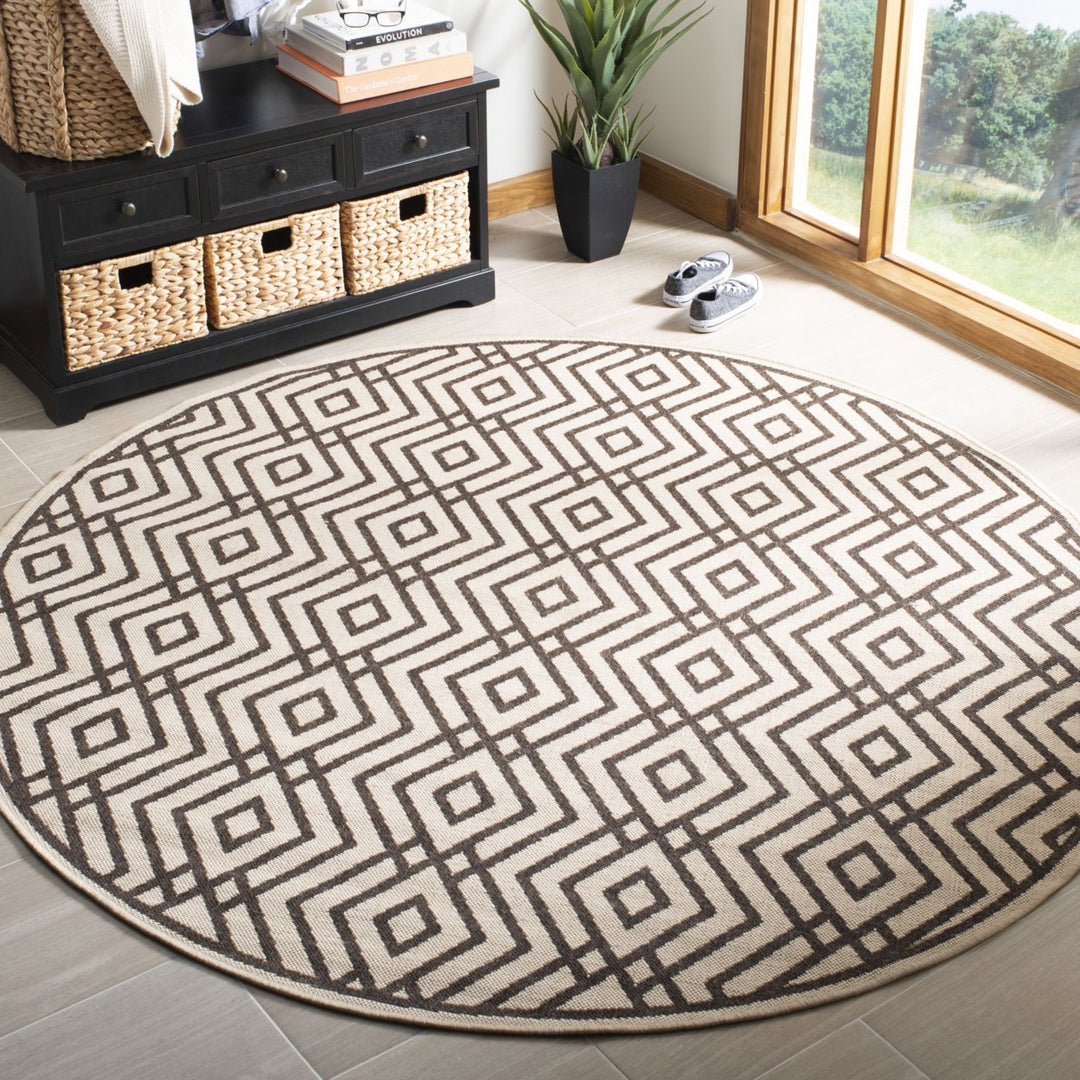 SAFAVIEH Indoor Outdoor LND126B Linden Natural / Brown Rug Image 2