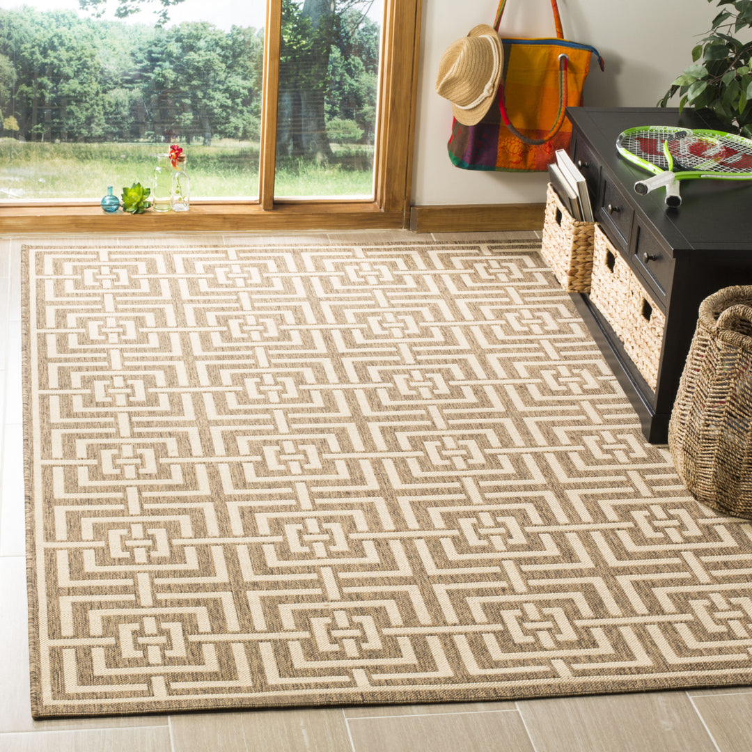 SAFAVIEH Outdoor LND128D Linden Collection Beige / Cream Rug Image 1