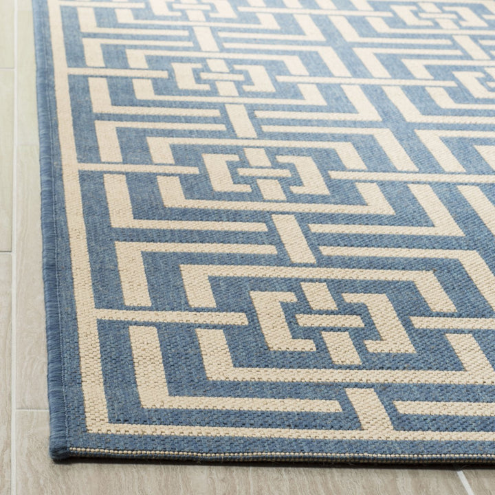 SAFAVIEH Outdoor LND128M Linden Collection Blue / Creme Rug Image 8