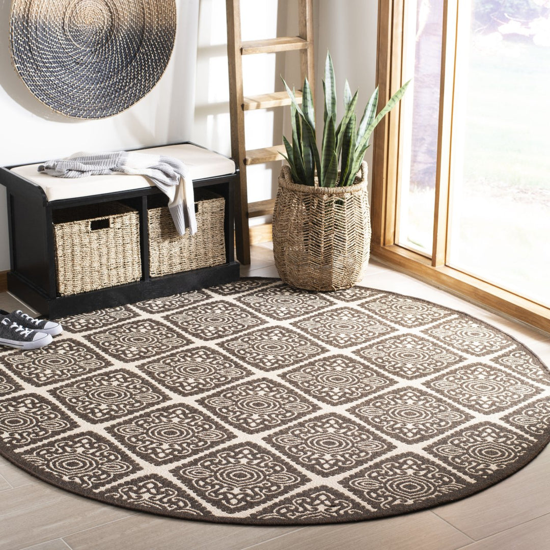 SAFAVIEH Indoor Outdoor LND132B Linden Natural / Brown Rug Image 2