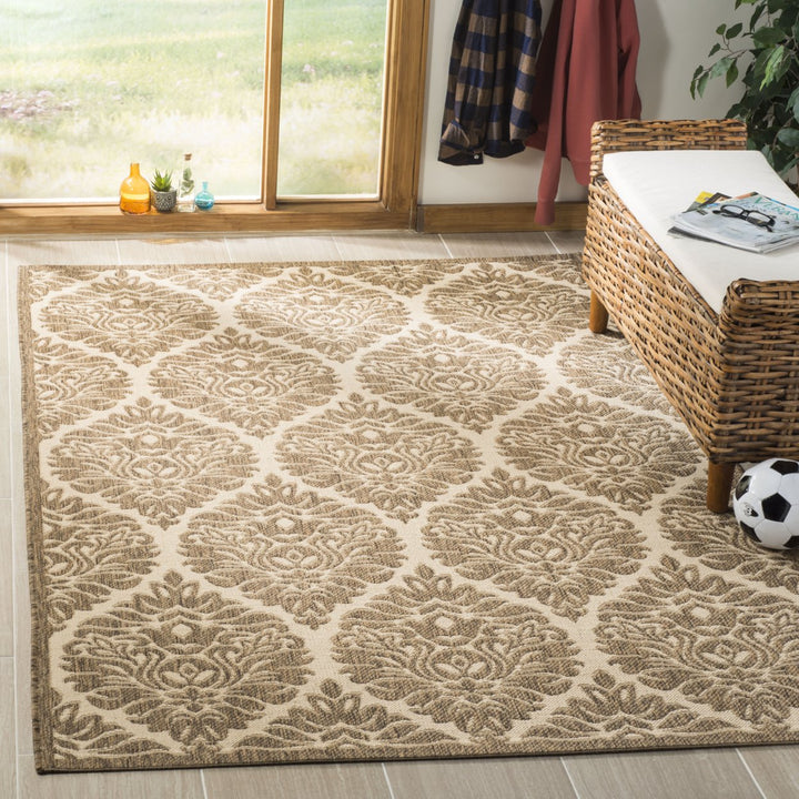 SAFAVIEH Outdoor LND135C Linden Collection Cream / Beige Rug Image 1