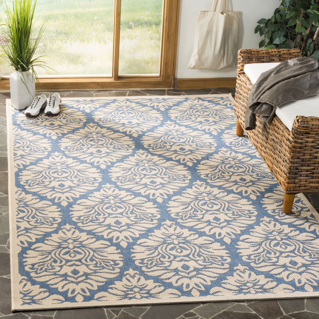 SAFAVIEH Outdoor LND135M Linden Collection Blue / Creme Rug Image 1