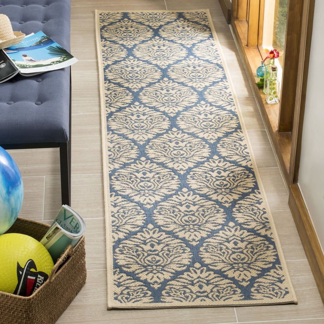 SAFAVIEH Outdoor LND135M Linden Collection Blue / Creme Rug Image 3