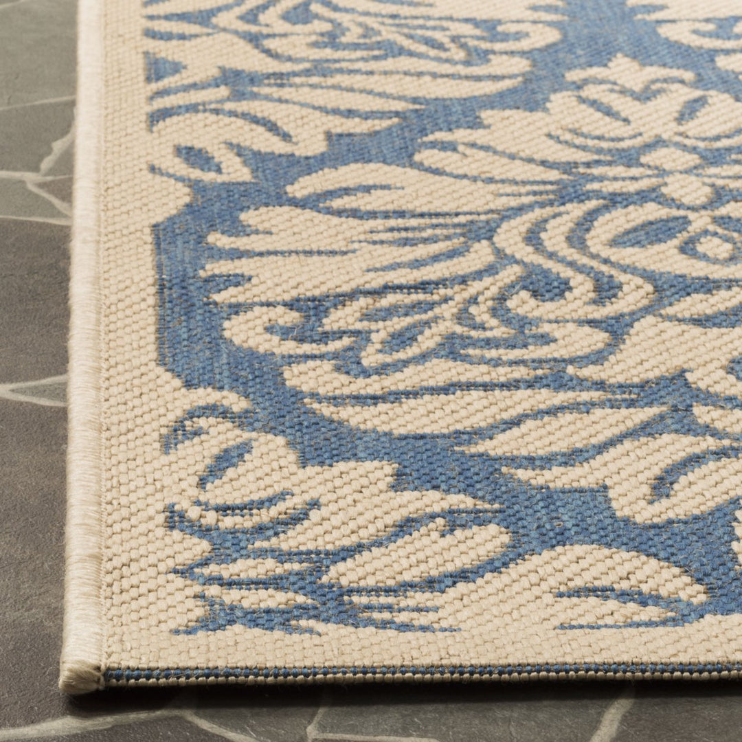 SAFAVIEH Outdoor LND135M Linden Collection Blue / Creme Rug Image 7