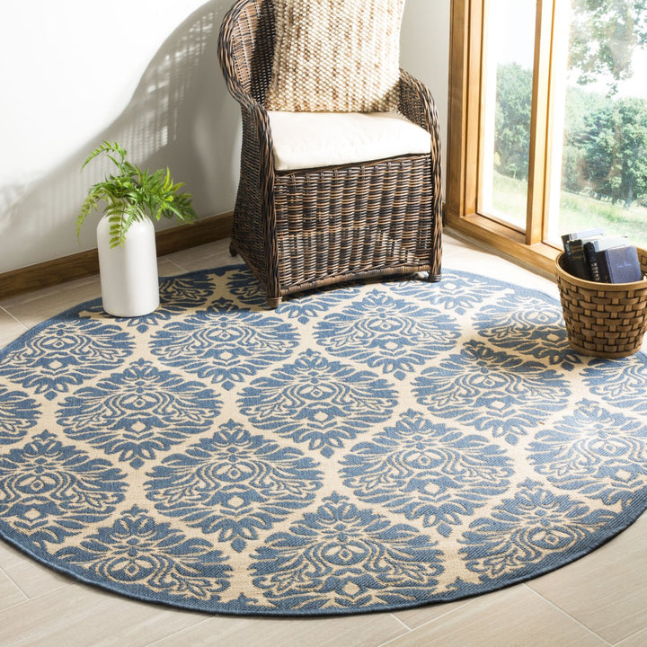 SAFAVIEH Outdoor LND135N Linden Collection Cream / Blue Rug Image 2