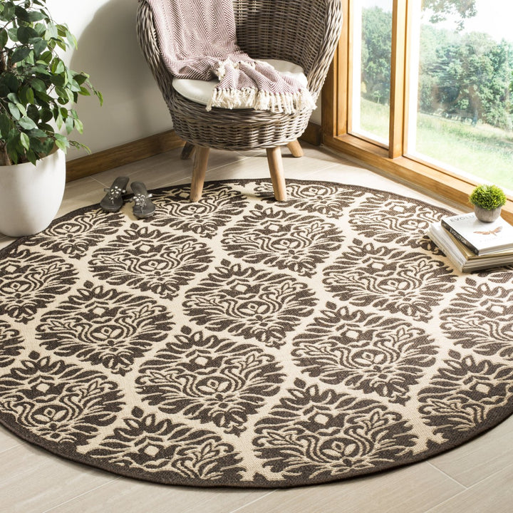 SAFAVIEH Outdoor LND135U Linden Collection Creme / Brown Rug Image 2