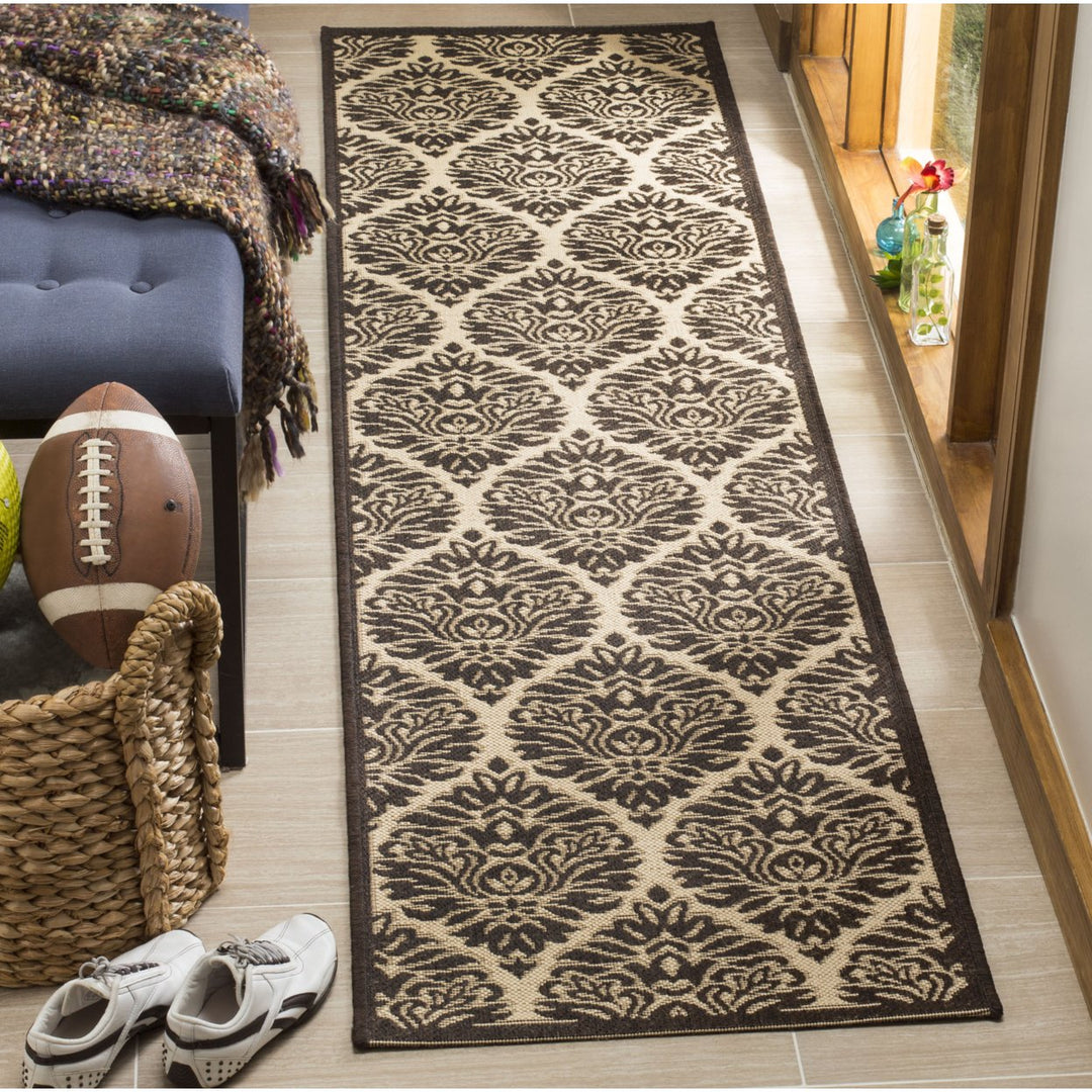 SAFAVIEH Outdoor LND135U Linden Collection Creme / Brown Rug Image 3