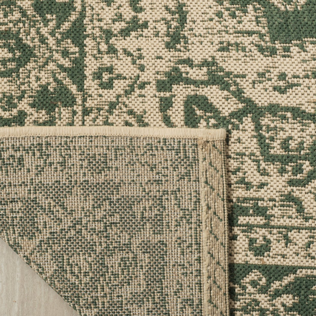 SAFAVIEH Outdoor LND137Y Linden Collection Green / Creme Rug Image 9