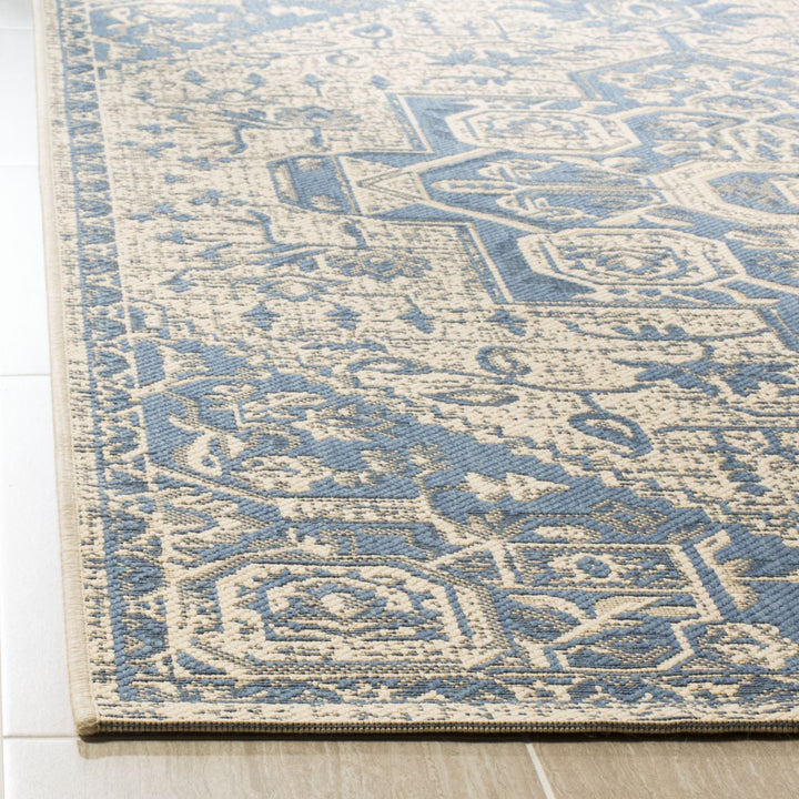 SAFAVIEH Outdoor LND138M Linden Collection Blue / Creme Rug Image 8