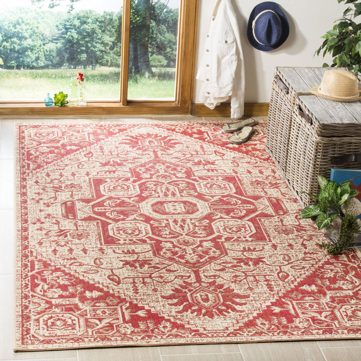 SAFAVIEH Outdoor LND138Q Linden Collection Red / Creme Rug Image 1