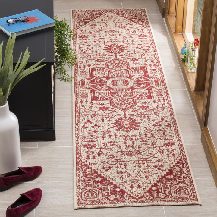 SAFAVIEH Outdoor LND138Q Linden Collection Red / Creme Rug Image 3