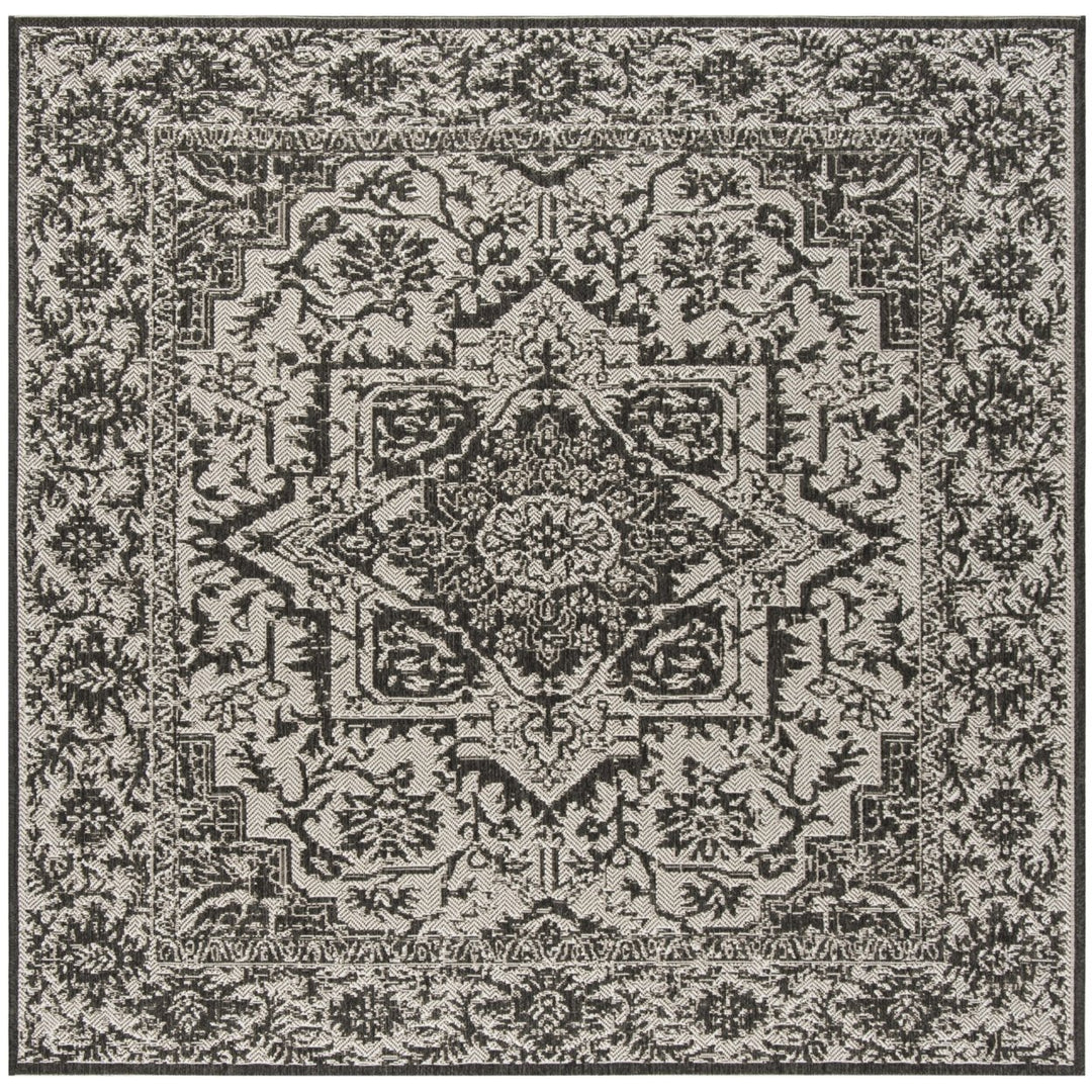 SAFAVIEH Outdoor LND139A Linden Light Grey / Charcoal Rug Image 1