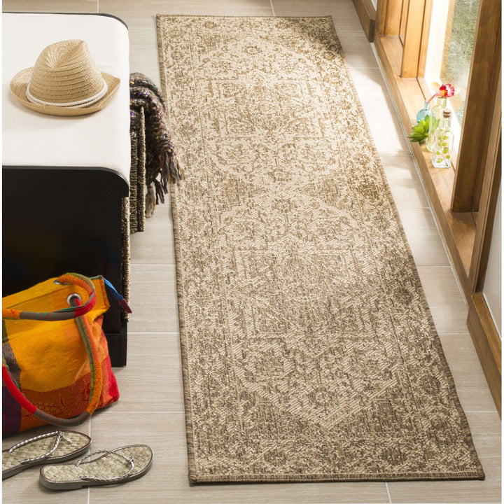 SAFAVIEH Outdoor LND139C Linden Collection Cream / Beige Rug Image 3