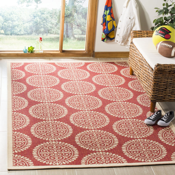 SAFAVIEH Outdoor LND176Q Linden Collection Red / Creme Rug Image 1