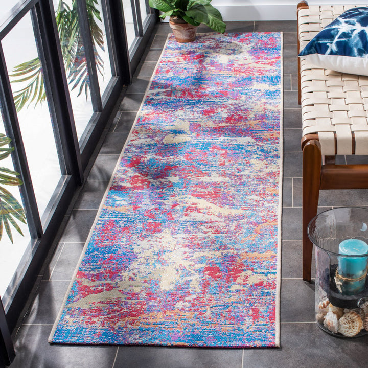 SAFAVIEH Outdoor SMR409M Summer Collection Blue / Red Rug Image 3