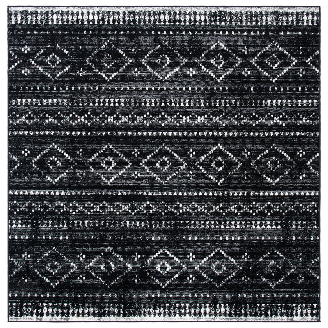 SAFAVIEH MTG291Z Montage 200 Grey / Black Image 1