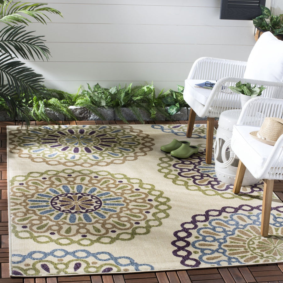 SAFAVIEH Outdoor VER092-0514 Veranda Cream / Green Rug Image 1