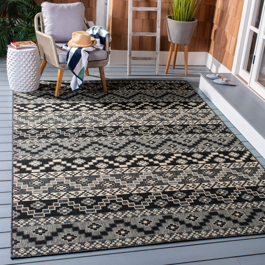 SAFAVIEH Outdoor VER095-0421 Veranda Black / Beige Rug Image 1