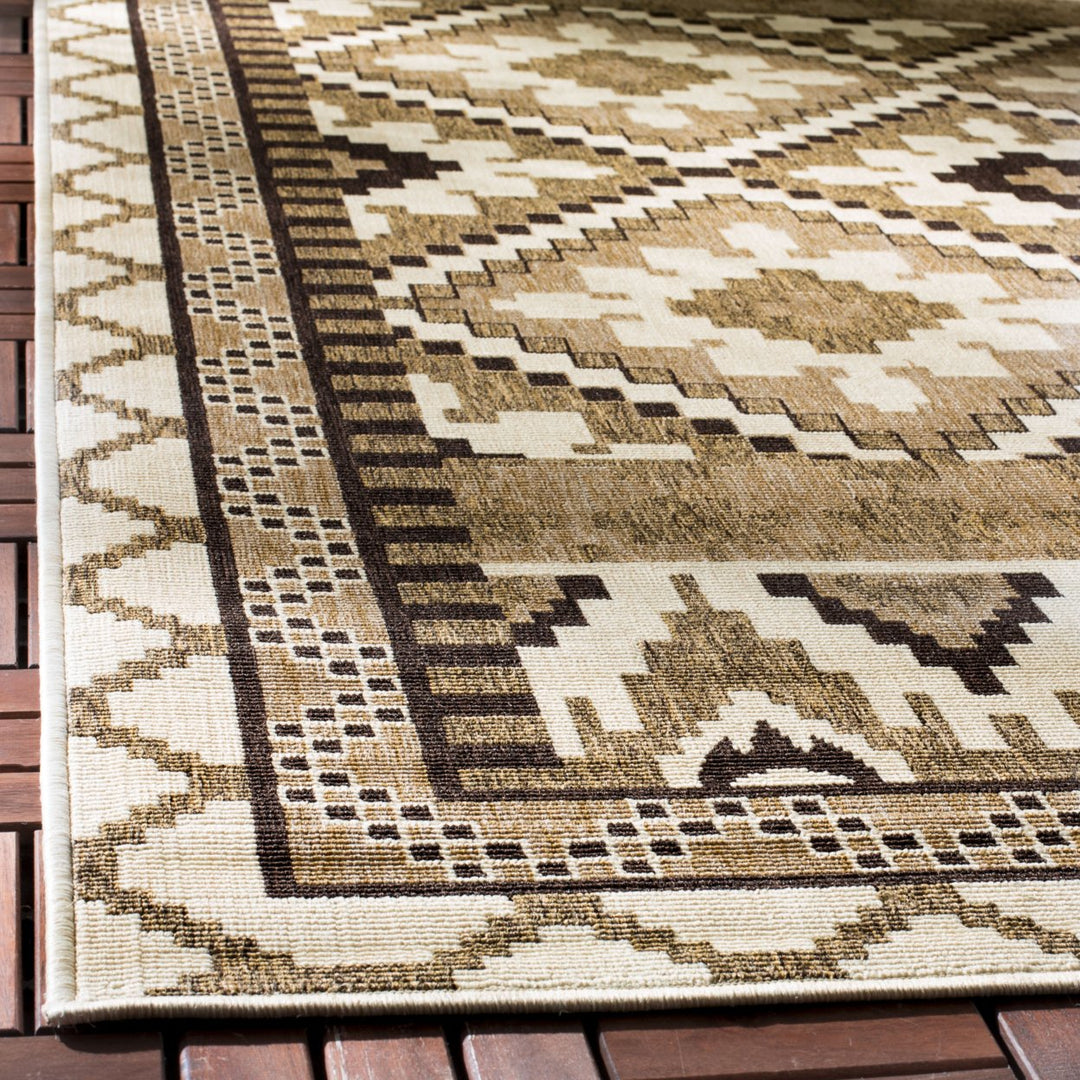 SAFAVIEH Outdoor VER096-0215 Veranda Creme / Brown Rug Image 5