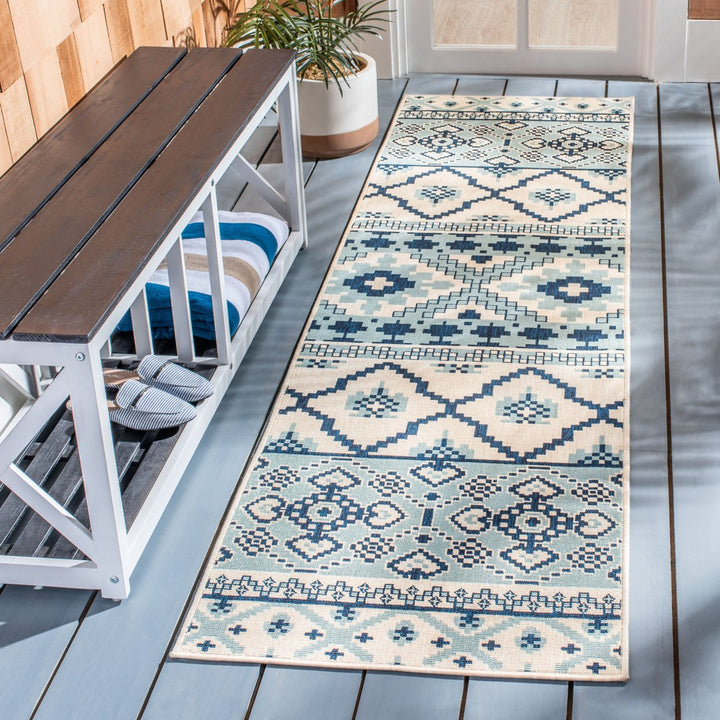 SAFAVIEH Outdoor VER097-3934 Veranda Turquoise / Blue Rug Image 3