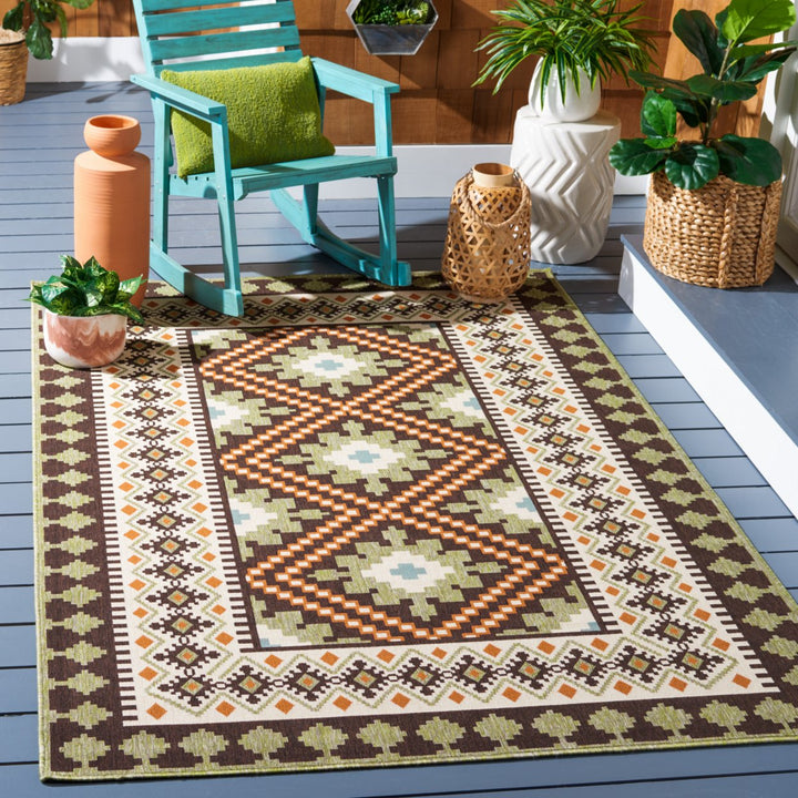 SAFAVIEH Outdoor VER099-0725 Veranda Brown / Terracotta Rug Image 1