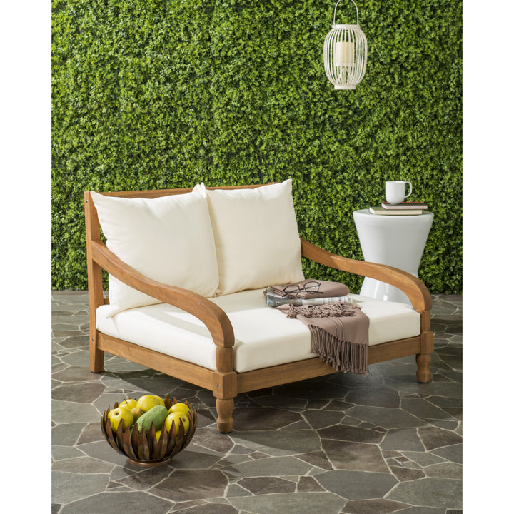 SAFAVIEH Outdoor Collection Pomona Lounger Natural/Beige Image 1