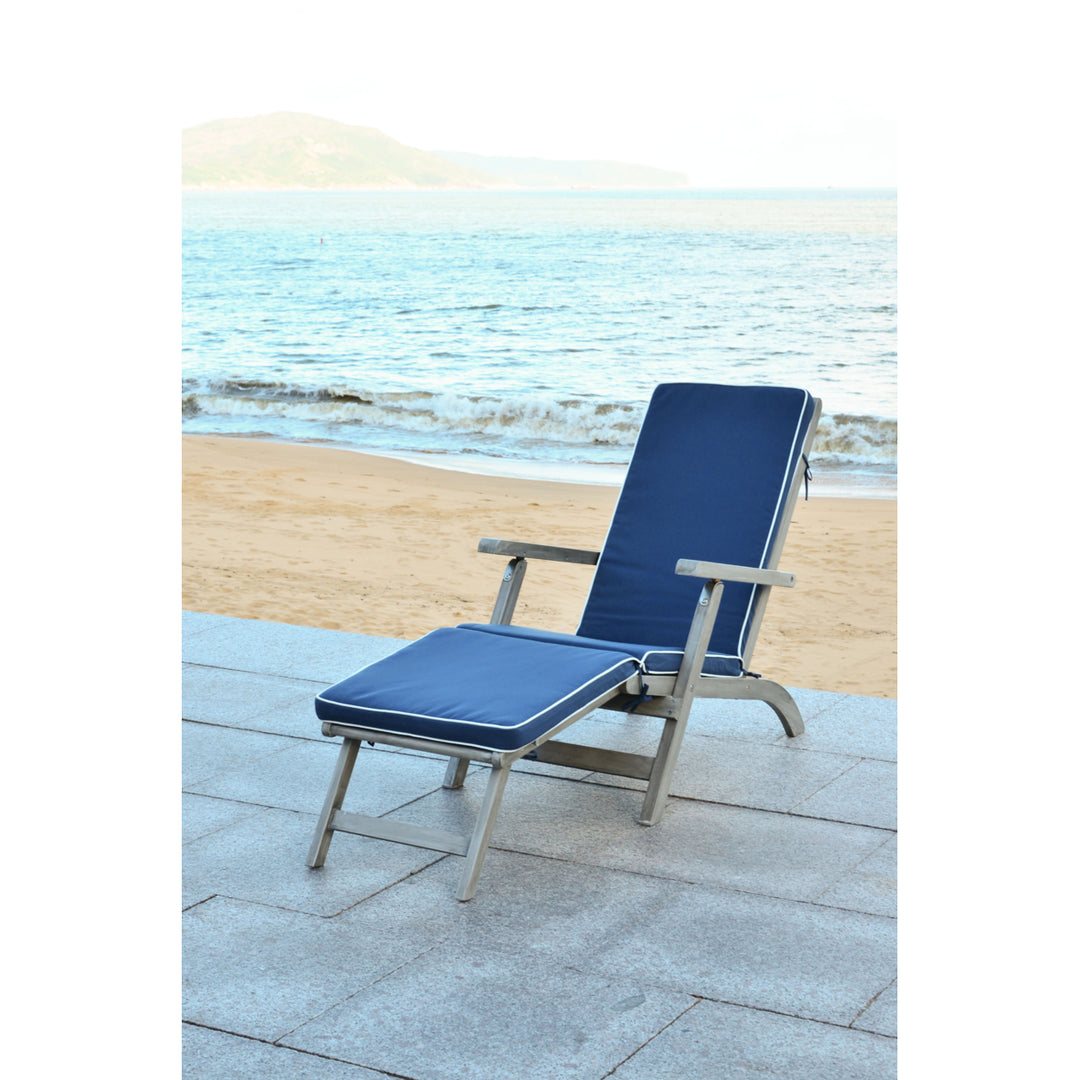 SAFAVIEH Outdoor Collection Palmdale Lounge Chair Grey / Navy Image 3